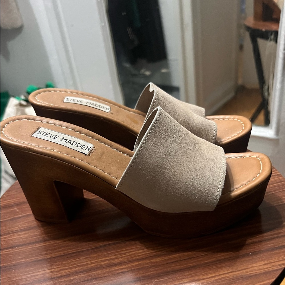 Steve Madden Tan and Brown Wedge Sandals